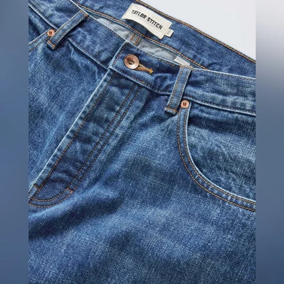 NWT Taylor Stitch The Democratic Jean
in Mid Wash Organic Selvedge - Picture 10 of 15